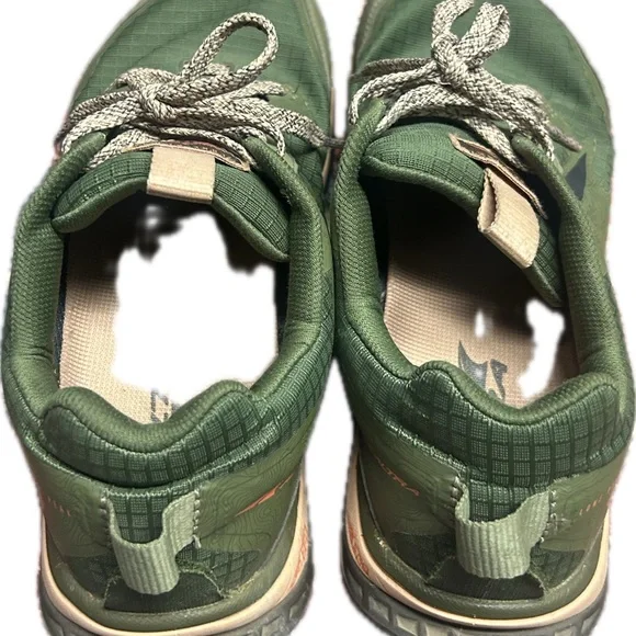 Altura Trail Running Shoes - Picture 2 of 4